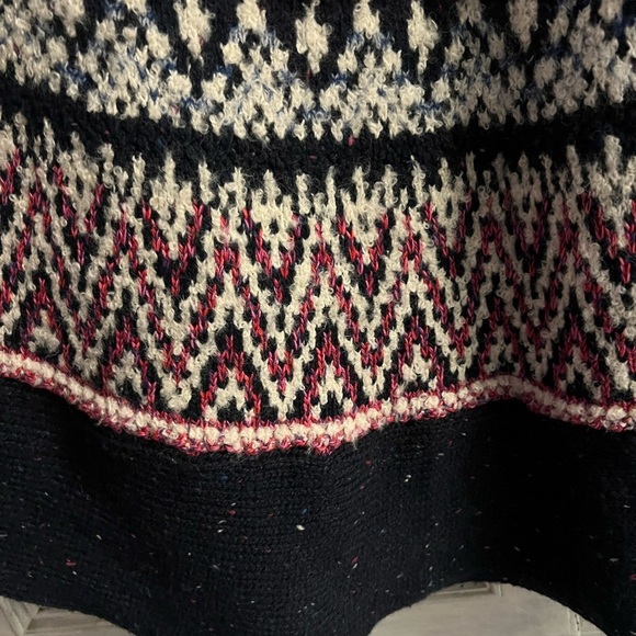 Anthropolgie Women's Black and White Patterned Poncho Sweater - Picture 7 of 10